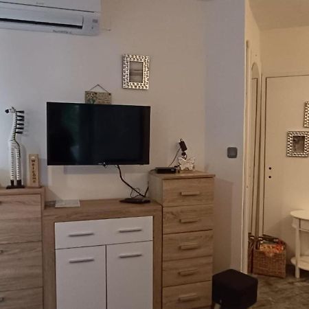 Drescher Apartments Murter Luaran gambar