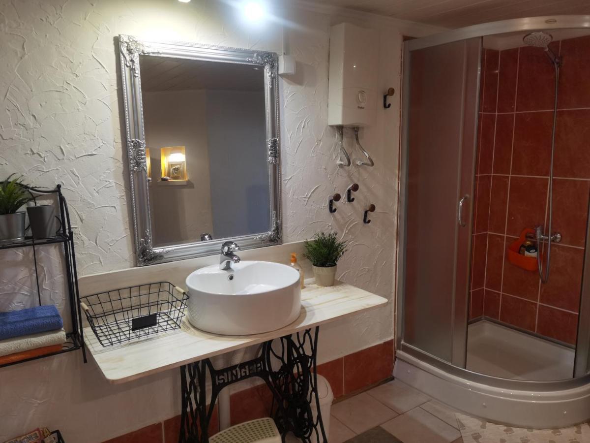 Drescher Apartments Murter Luaran gambar