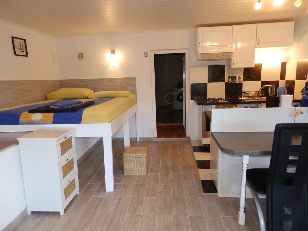 Drescher Apartments Murter Luaran gambar